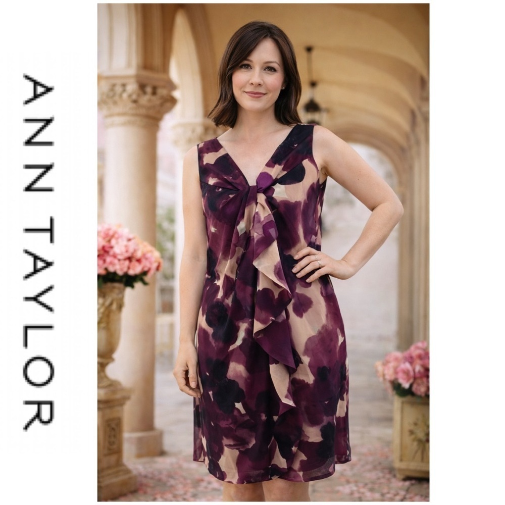 Ann Taylor sleeveless dress size 4